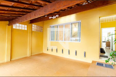 Casa para alugar com 160m², 3 quartos e 2 vagasGaragem
