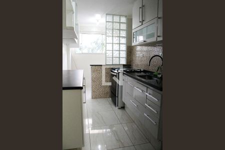 Apartamento para alugar com 67m², 2 quartos e 1 vagaCozinha