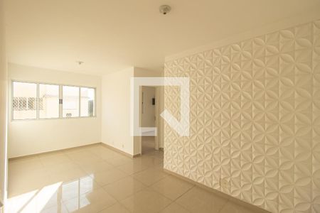 Sala de apartamento para alugar com 2 quartos, 50m² em Inhoaíba, Rio de Janeiro