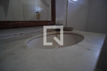 Casa para alugar com 260m², 4 quartos e 3 vagasBanheiro