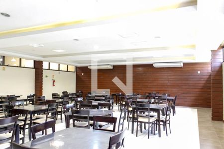 Apartamento para alugar com 48m², 2 quartos e 1 vagaÁrea comum - Salão de festas