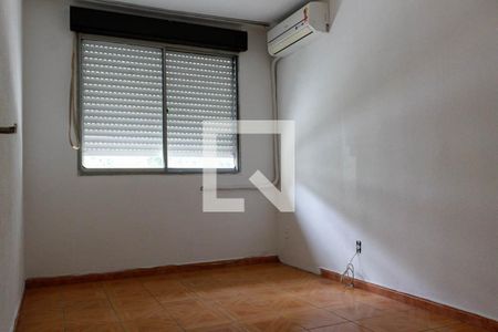 Quarto 1 de apartamento para alugar com 2 quartos, 48m² em Jardim Itu, Porto Alegre