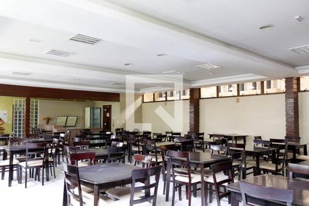 Apartamento para alugar com 48m², 2 quartos e 1 vagaÁrea comum - Salão de festas