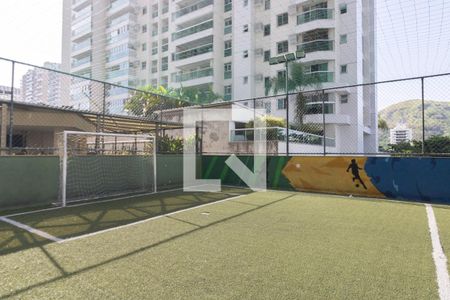 Apartamento para alugar com 82m², 3 quartos e 1 vagaÁrea comum - Campo de futebol