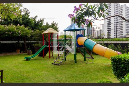 Apartamento para alugar com 102m², 3 quartos e 2 vagasPlayground