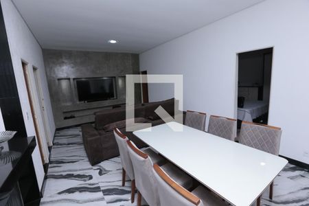 Sala de casa de condomínio à venda com 3 quartos, 184m² em Santa Luzia, Contagem
