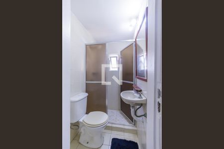 Casa à venda com 410m², 4 quartos e 3 vagas Casa à venda com 410m², 4 quartos e 3 vagasBanheiro Suíte 2