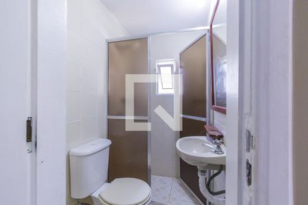 Casa à venda com 410m², 4 quartos e 3 vagas Casa à venda com 410m², 4 quartos e 3 vagasBanheiro Suíte 2