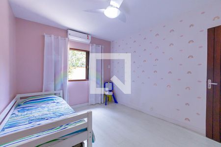 Casa à venda com 410m², 4 quartos e 3 vagas Casa à venda com 410m², 4 quartos e 3 vagasQuarto 2