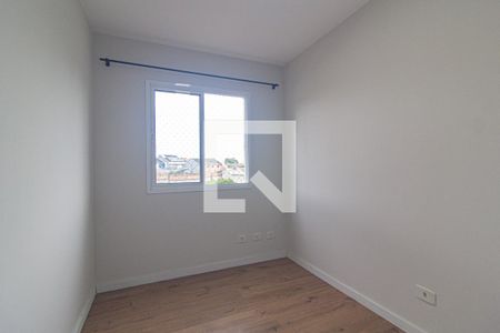 Quarto 1 de apartamento para alugar com 2 quartos, 53m² em Boa Vista, Curitiba