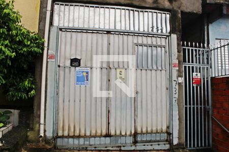 Casa para alugar com 120m², 2 quartos e 1 vagaFachada