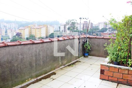 Casa para alugar com 120m², 2 quartos e 1 vagaTerraço