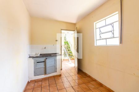 Casa à venda com 300m², 5 quartos e 2 vagas Casa à venda com 300m², 5 quartos e 2 vagasCozinha 3