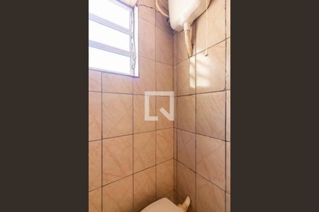 Casa à venda com 300m², 5 quartos e 2 vagas Casa à venda com 300m², 5 quartos e 2 vagasBanheiro 2