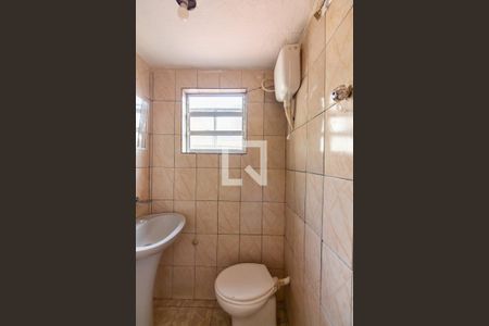 Casa à venda com 300m², 5 quartos e 2 vagas Casa à venda com 300m², 5 quartos e 2 vagasBanheiro 2