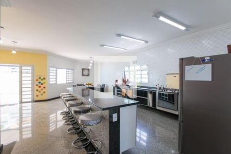 Casa à venda com 4 quartos, 600m² em Parque dos Principes, São Paulo