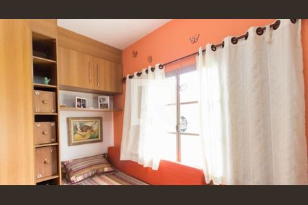 Casa à venda com 3 quartos, 166m² em Parque Sao Domingos, São Paulo