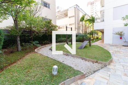 Apartamento para alugar com 112m², 4 quartos e 2 vagas Apartamento para alugar com 112m², 4 quartos e 2 vagasÁrea Comum