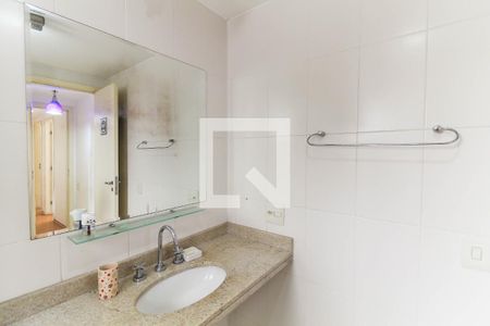 Apartamento para alugar com 112m², 4 quartos e 2 vagas Apartamento para alugar com 112m², 4 quartos e 2 vagasBanheiro da Suíte