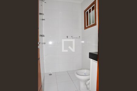 Casa à venda com 130m², 3 quartos e 2 vagas Casa à venda com 130m², 3 quartos e 2 vagasBanheiro