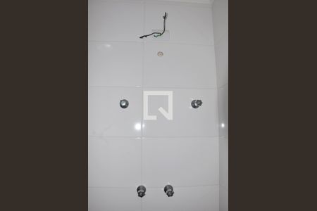 Casa à venda com 130m², 3 quartos e 2 vagas Casa à venda com 130m², 3 quartos e 2 vagasBanheiro