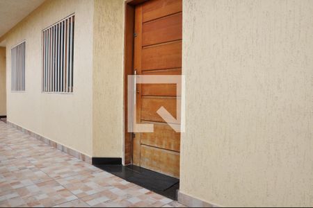 Casa à venda com 130m², 3 quartos e 2 vagas Casa à venda com 130m², 3 quartos e 2 vagasCorredor Externo