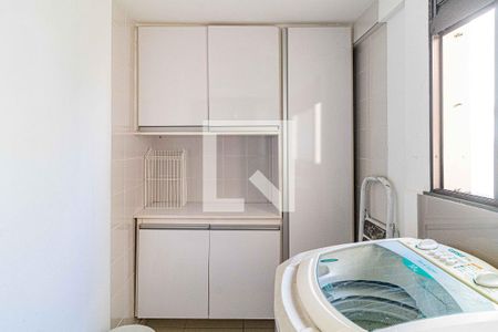 Apartamento à venda com 95m², 3 quartos e 2 vagasLavanderia