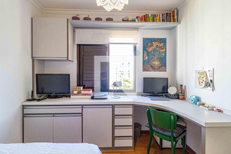 Apartamento à venda com 95m², 3 quartos e 2 vagasQuarto 2