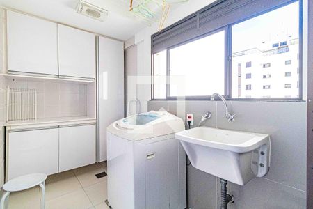Apartamento à venda com 95m², 3 quartos e 2 vagasLavanderia