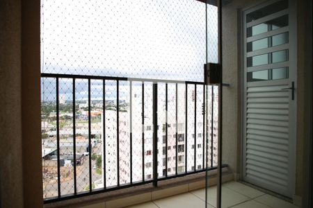 Varanda da Sala de apartamento para alugar com 3 quartos, 65m² em Parque Oeste Industrial, Goiânia