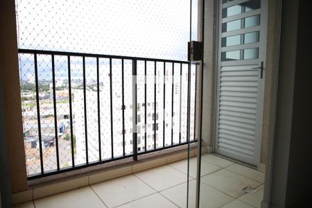 Varanda da Sala de apartamento para alugar com 3 quartos, 65m² em Parque Oeste Industrial, Goiânia
