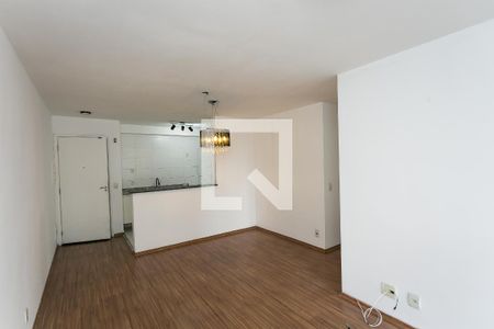 Sala  de apartamento à venda com 3 quartos, 70m² em Vila Suzana, São Paulo