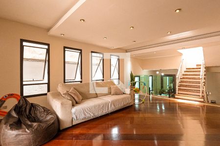 Sala 1 de casa à venda com 4 quartos, 300m² em Jardim Santa Mena, Guarulhos
