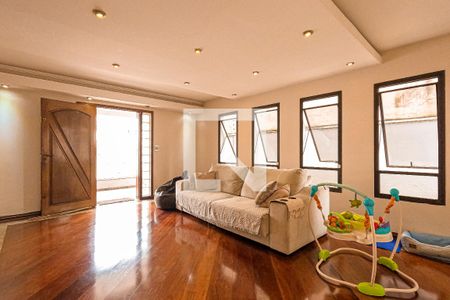 Sala 1 de casa à venda com 4 quartos, 300m² em Jardim Santa Mena, Guarulhos