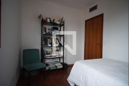 Apartamento à venda com 311m², 4 quartos e 2 vagasQuarto 1