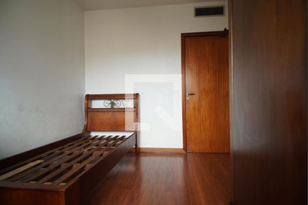 Apartamento à venda com 311m², 4 quartos e 2 vagasQuarto 2