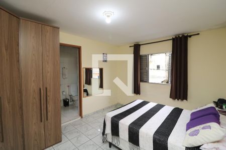 Suite de casa à venda com 4 quartos, 100m² em Vila Elze, São Paulo