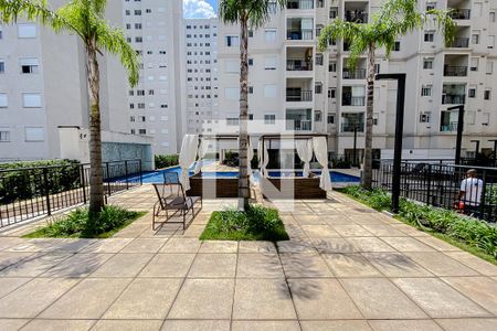 Apartamento para alugar com 56m², 2 quartos e 1 vaga Apartamento para alugar com 56m², 2 quartos e 1 vagaÁrea comum - Piscina