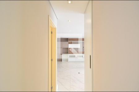 Corredor de apartamento para alugar com 2 quartos, 115m² em Chácara Inglesa, São Paulo