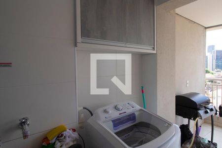 Apartamento à venda com 72m², 2 quartos e 1 vagaÁrea de Serviço