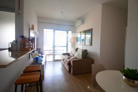 Sala de apartamento à venda com 2 quartos, 72m² em Pinheiros, São Paulo