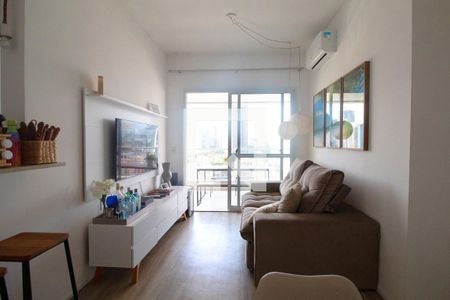 Sala de apartamento à venda com 2 quartos, 72m² em Pinheiros, São Paulo