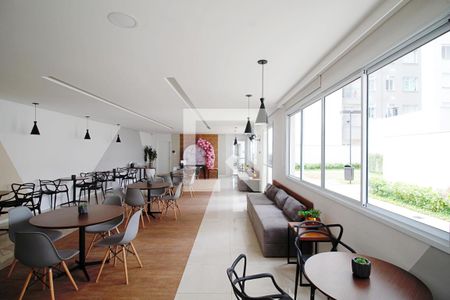 Apartamento para alugar com 43m², 2 quartos e 1 vaga Apartamento para alugar com 43m², 2 quartos e 1 vagaÁrea comum - Salão de festas