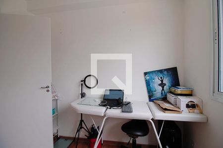 Quarto 1 de apartamento para alugar com 2 quartos, 43m² em Jardim Monte Alegre, Taboão da Serra