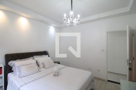 Casa à venda com 195m², 3 quartos e 3 vagasSuíte master