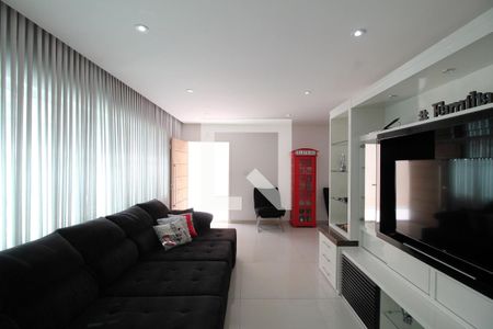 Sala   de casa à venda com 3 quartos, 195m² em Vila Feliz, São Paulo