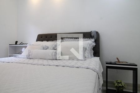 Casa à venda com 195m², 3 quartos e 3 vagasSuíte master