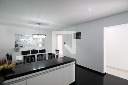 Casa à venda com 195m², 3 quartos e 3 vagasCozinha