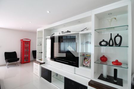 Sala   de casa à venda com 3 quartos, 195m² em Vila Feliz, São Paulo