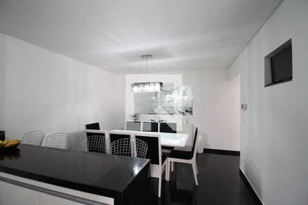 Casa à venda com 195m², 3 quartos e 3 vagasCozinha